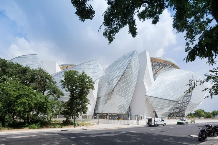 Frank Gehry's Louis Vuitton Foundation, designed to look like a sailing ship