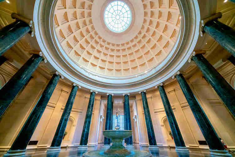 Mercury sculpture in the rotunda of the Weset Wing