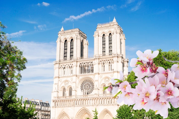 13 Famous Landmarks in Paris
