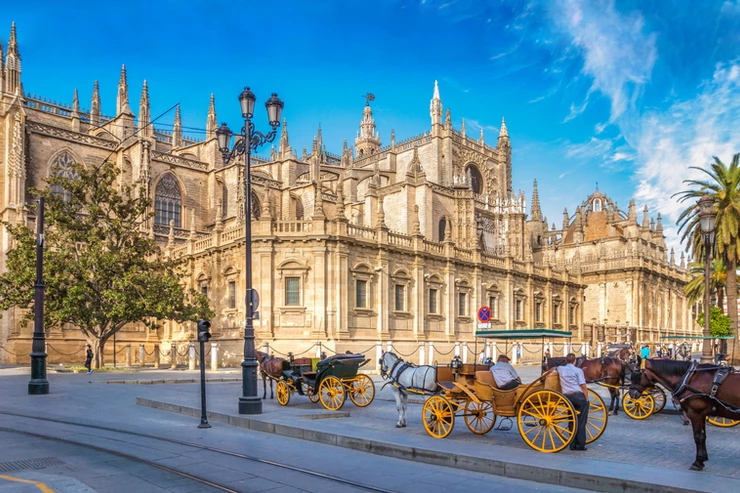 Seville cathedral, a must visit landmarks for your Seville bucket list