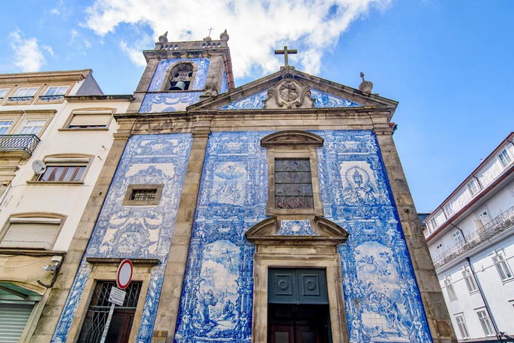 Capela das Almas and its Instagrammable exterior