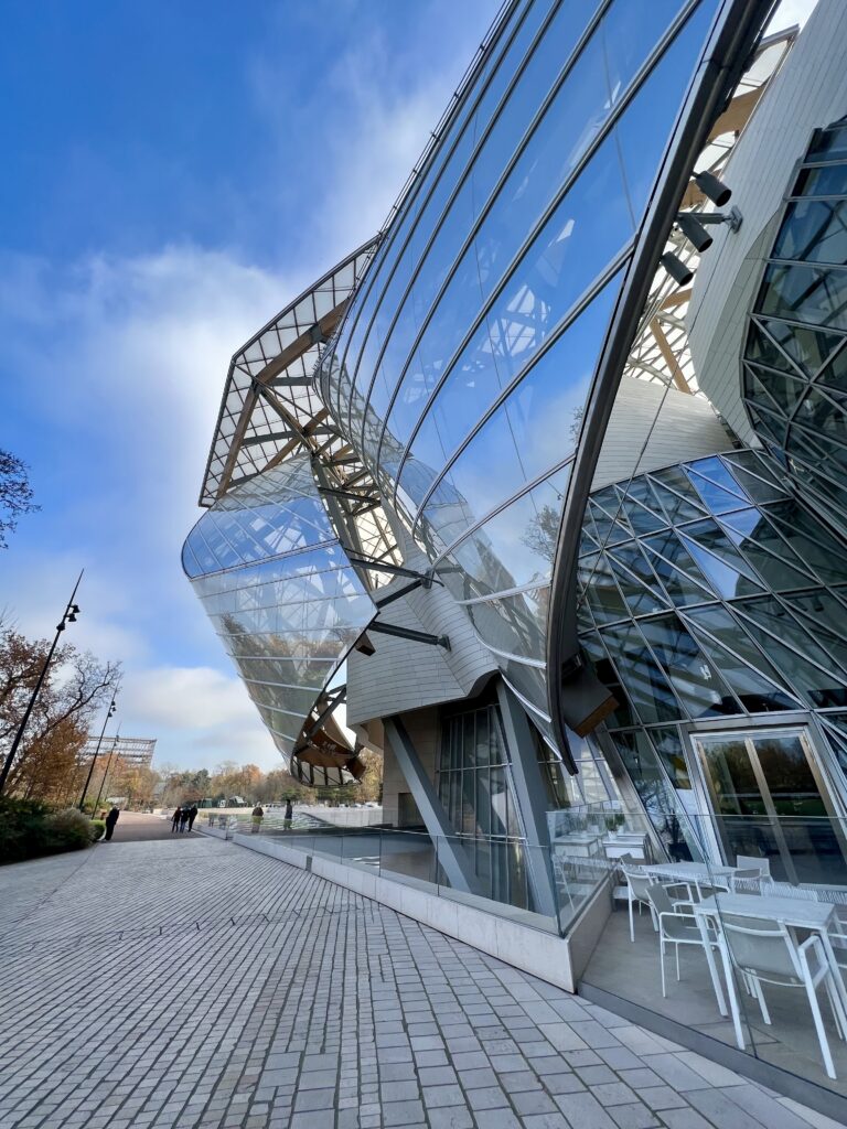Louis Vuitton Foundation for Creation - Gehry - Art - Report - The New York  Times
