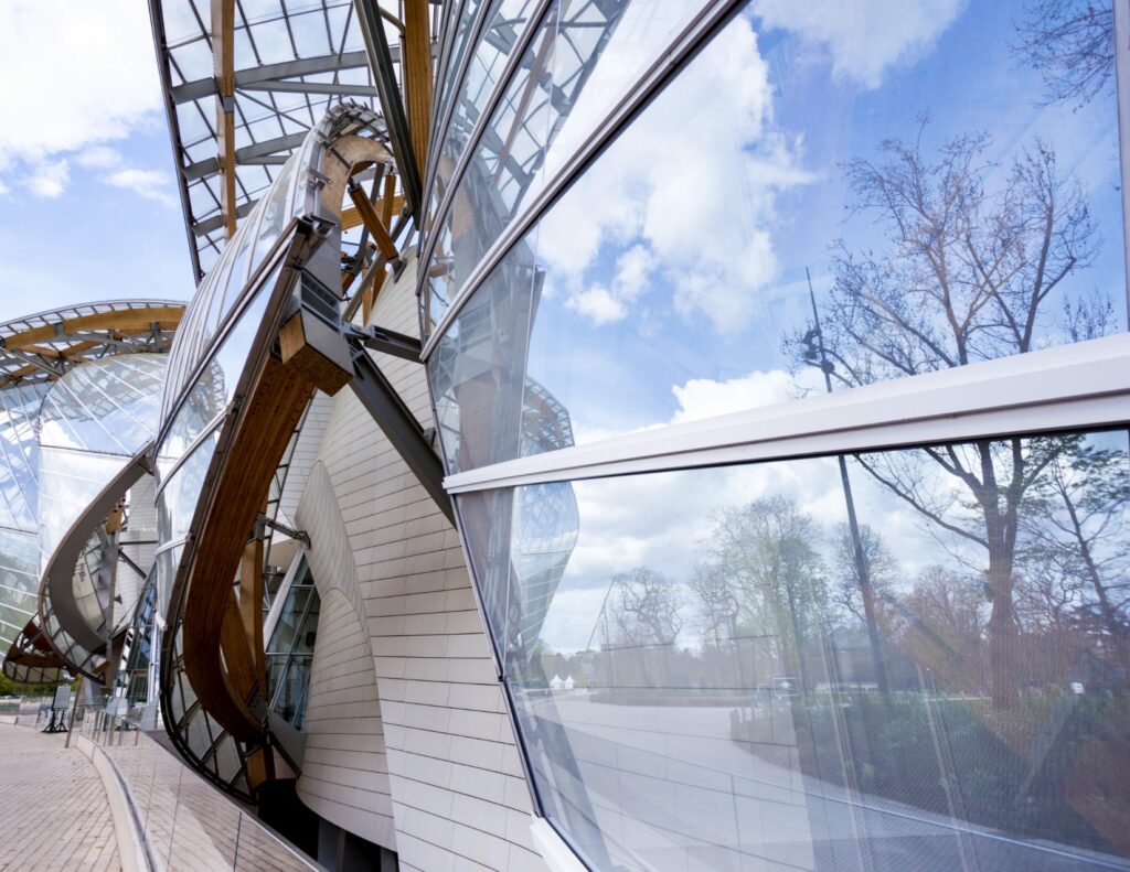 The Louis Vuitton Foundation - Tourism & Holiday Guide
