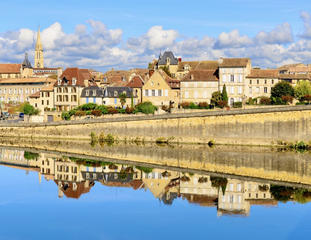 cityscape of Bergerac
